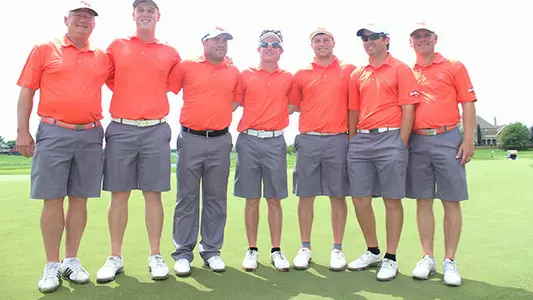 Bearkat Golfers Arrive In Washington