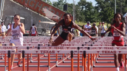 Danielle Demas Sets Another Record in Austin