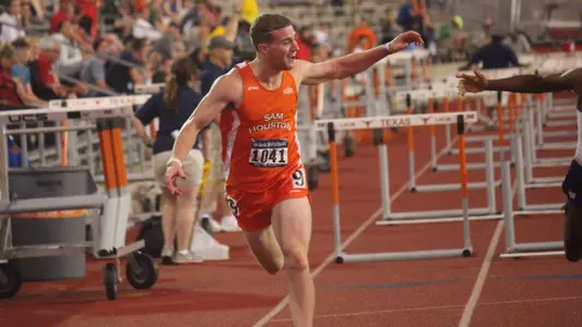 Viverette advances to NCAA Finals