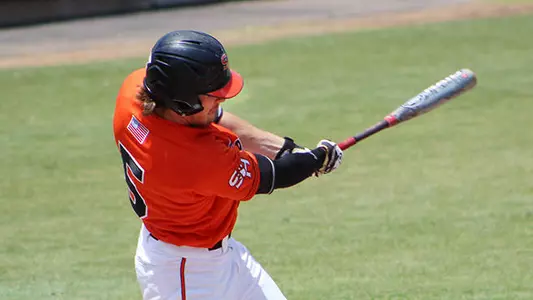 Huskies host Bearkats in big weekend series