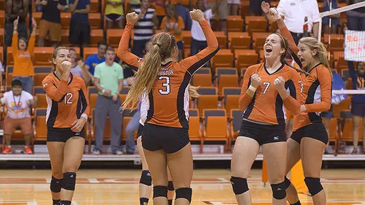 Volleyball Faces Top Foes In Houston