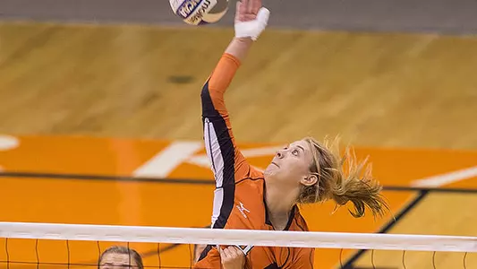 Sam Houston sweeps UIW in three sets