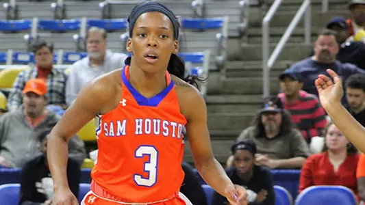 Huskies Next Target For Basketball Women