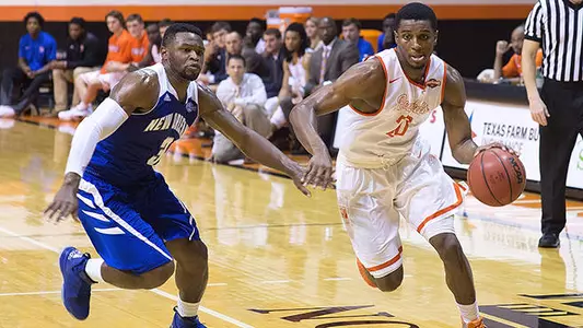 Men 3-0 in Southland after 73-70 thriller vs UNO