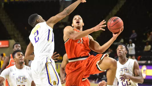 Hot start fuels 78-71 win at Tennessee Tech