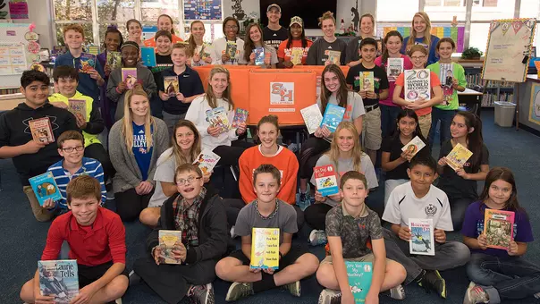 Volleyball gives back with 'Bearkats4Books'