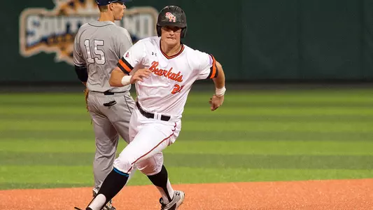 Errors costly in 8-5 home-opening defeat