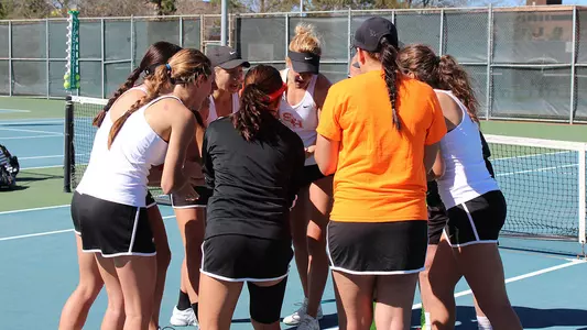 Tennis Opens Southland Conference Play