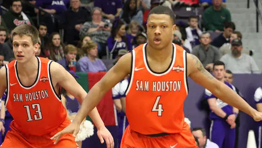 Basketball Battles UCA Monday at 7 p.m.