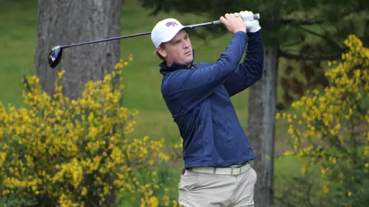 Kats combat conditions, in the mix at Oak Hills