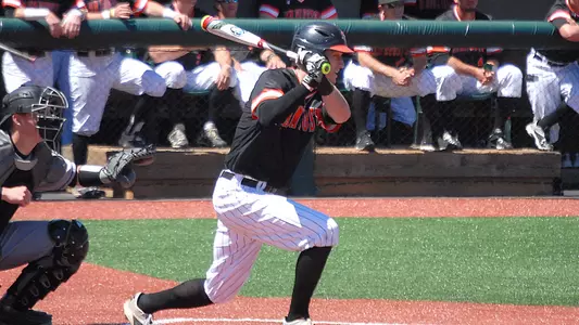 Kats counter deficit, sweep Central Arkansas