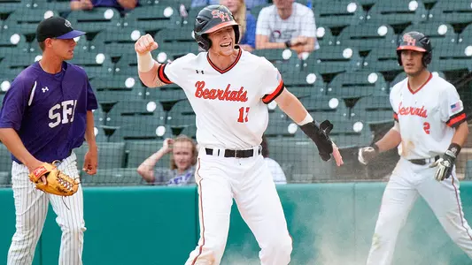 Four-run seventh boosts Bearkats to 5-3 win