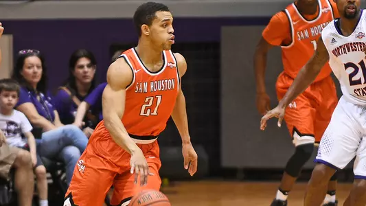 Baxter Goes For 23 In Win Over Demons