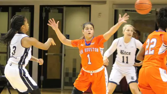 Fourth quarter slows Kats roll in 61-51 loss