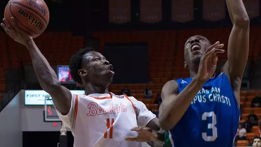 Offense shines through in sixth straight win