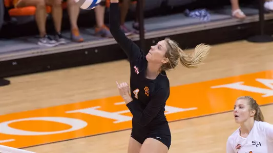 Islanders sweep past Kats