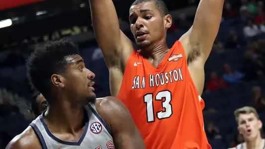 Kats to take on LSU on Tuesday night
