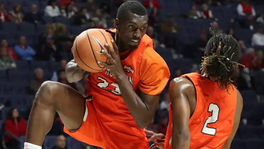 Sam to wrap up non-conference slate on Friday