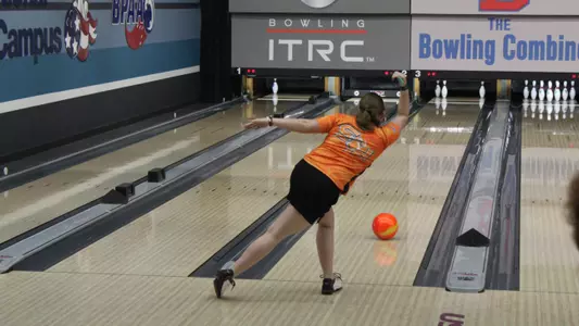 Bearkat bowlers sixth after Day 1