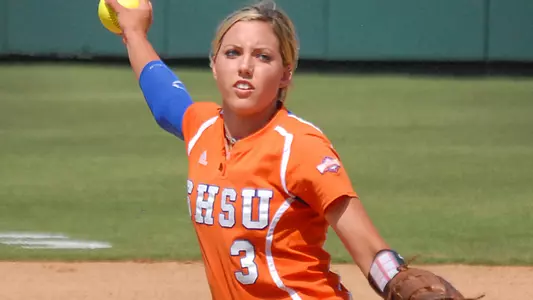 Aggies edge Kats with late rally