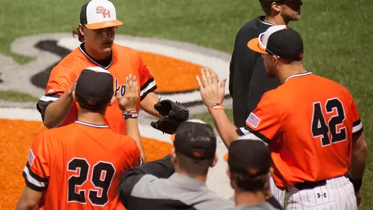 Pitching duel favors Cajuns in 2-0 loss