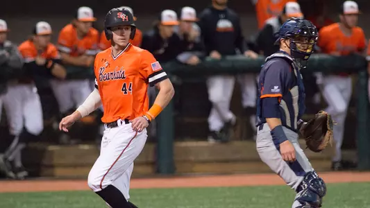 Steady pitching, late run leads to 2-1 win