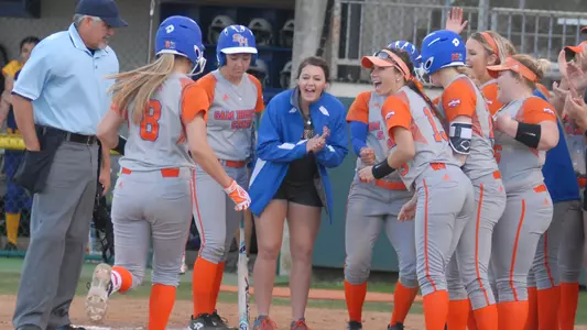 Kats run streak to five