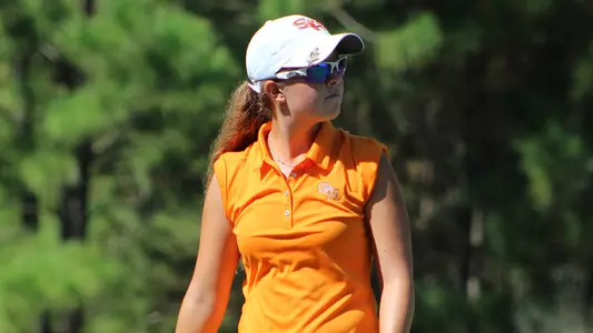 Shake named Southland golfer of the month