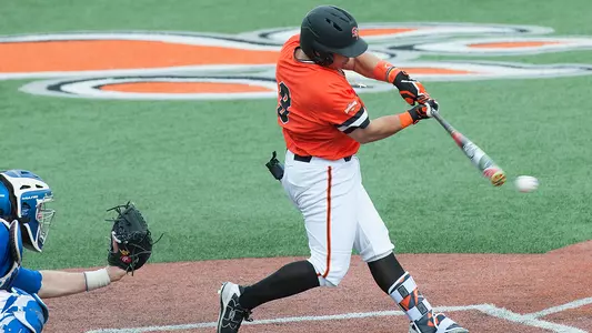 Kats blast Buffalo, 20-5 to even series