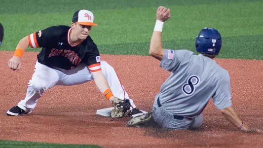 Owls edge Kats, 5-3, in homestand finale