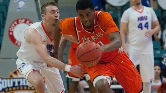Williams' steal sends Kats to semifinals