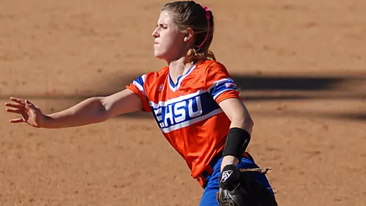 Kats split on Day 2 in San Marcos