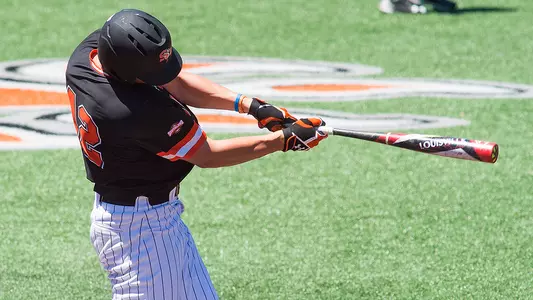 Kats hold on to take series from McNeese
