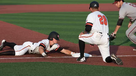 Kats click on all cylinders, down UIW, 15-1