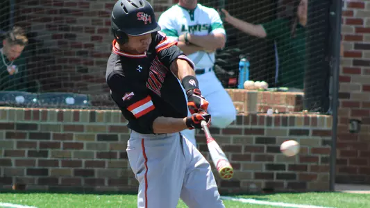 Lions rally in eighth, sink Kats, 3-2