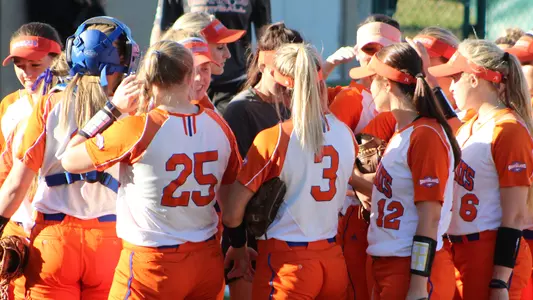 Bearkat Softball earns NFCA academic recognition