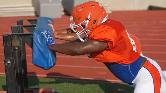2017 FB Preview: Defensive Line