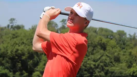 Golfers Sit 11th at Quail Valley Collegiate