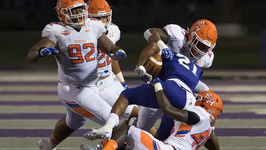 Bears stun Kats in Conway