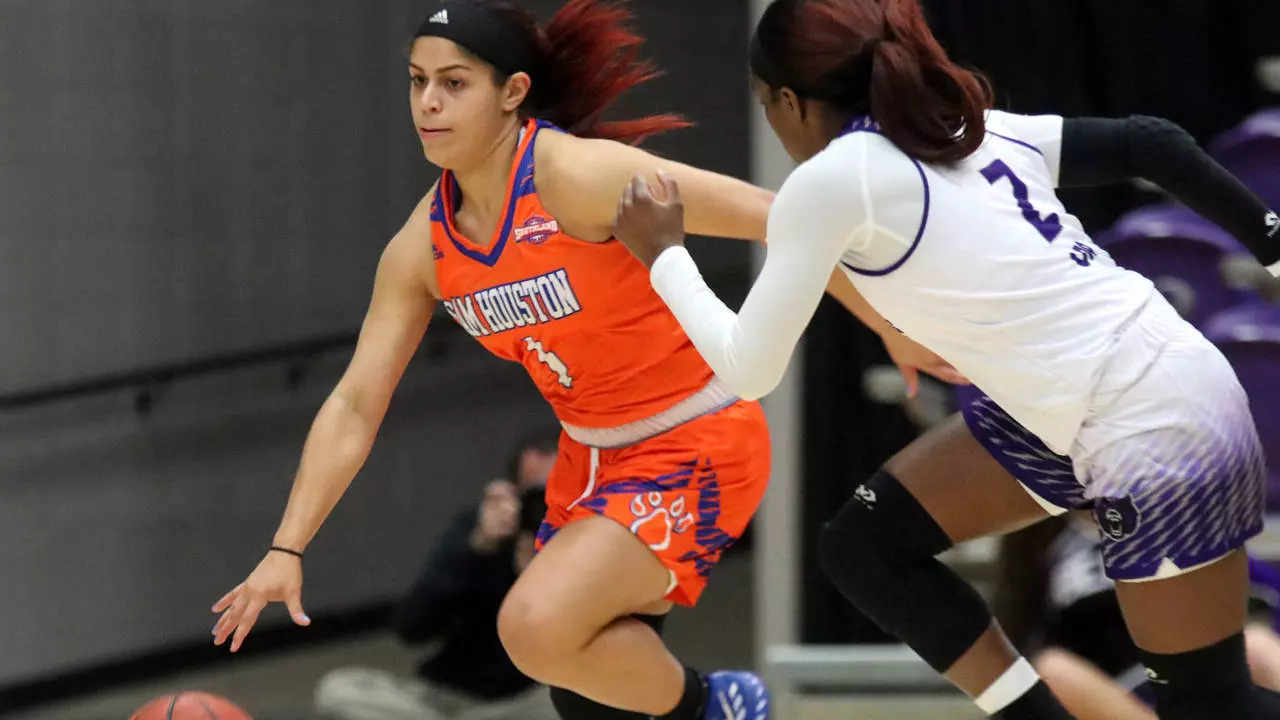 Kats end skid with win over Lady Lions
