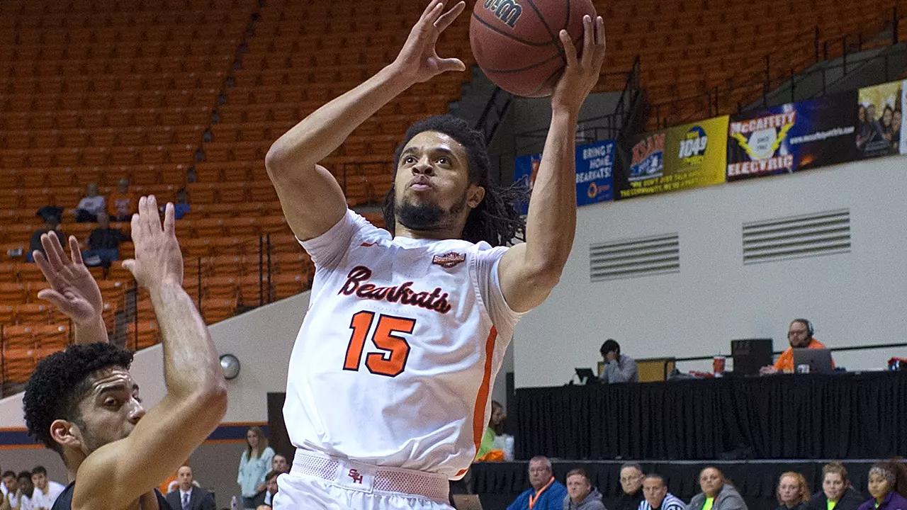 Kats Travel West to Utah Valley