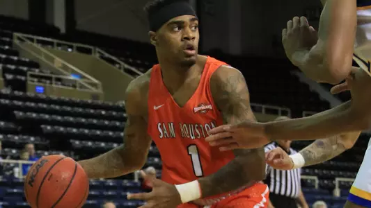 Kats surge back to down Cowboys