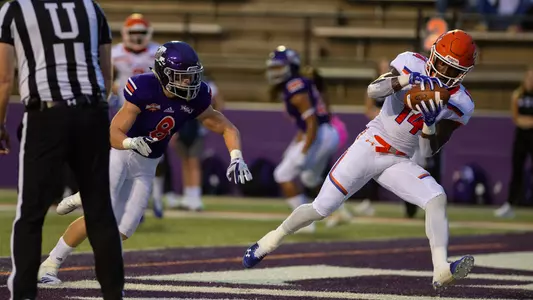 Kats bottle up Demons in second half