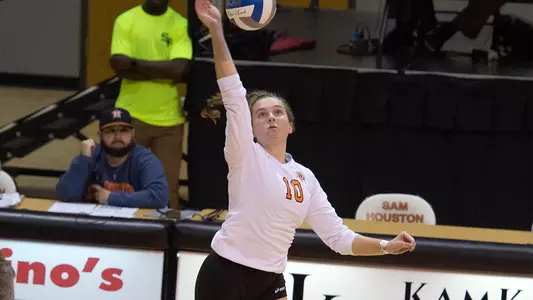 Kats sweep HBU, win fifth straight