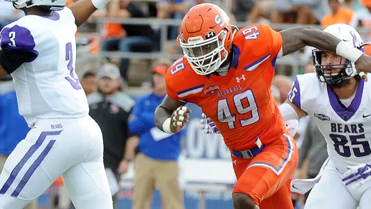 Kats go for fourth straight at Lamar