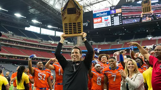 Kats Blast 'Jacks, 54-21