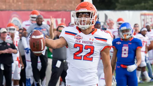 Kats close 2018 with win at HBU