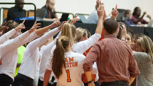 Volleyball adds six for 2019