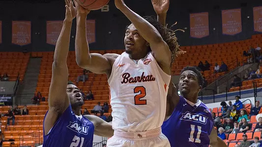 Men's Basketball Drops Nail-Biter at Louisiana Tech