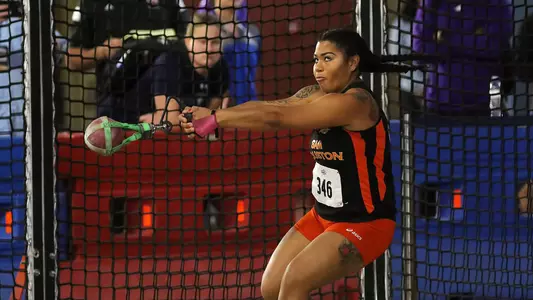 Women lead at Indoor Championships